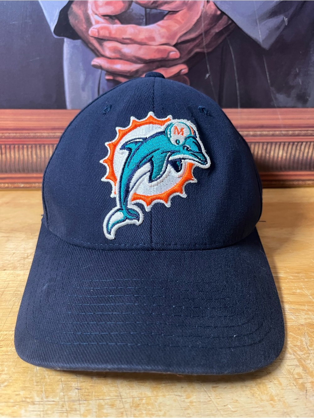 Vintage STARTER Miami Dolphins, NFL football fitted hat S-M STARFIT